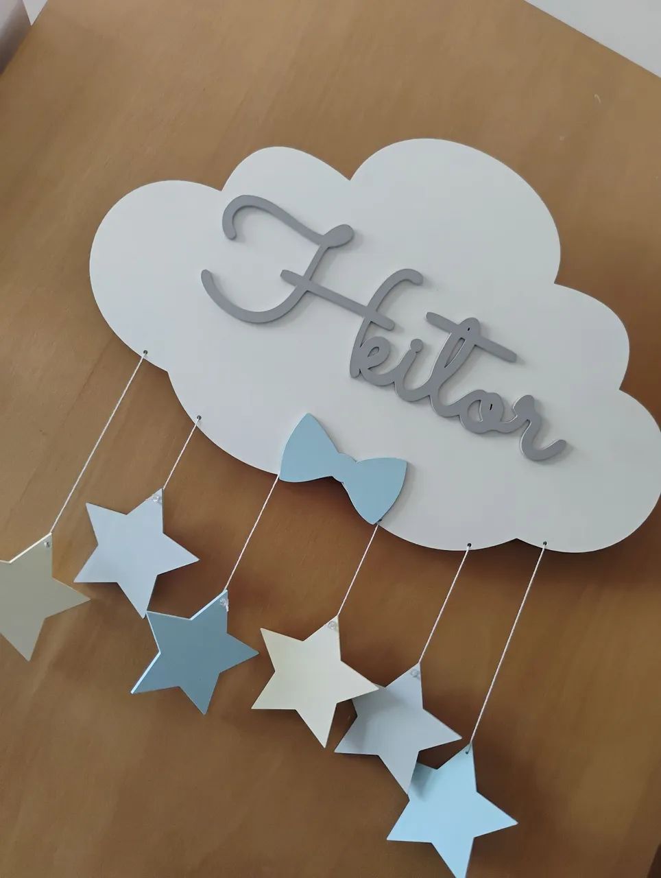 Luminária Infantil Nuvem com Luz de LED, Nome Heitor e Estrelas - Foto 2
