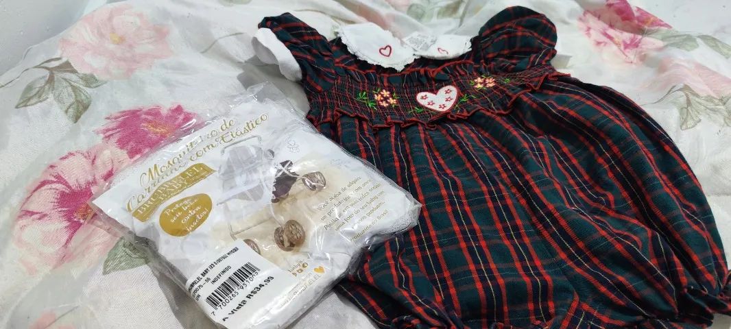 Roupa e capa de carrinho de bebê  - Foto 2