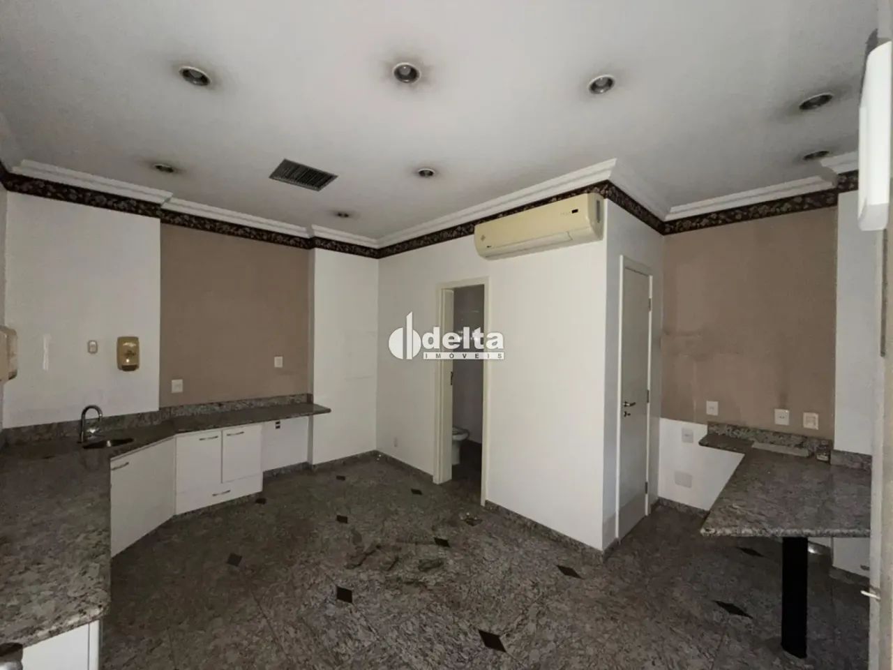 Sala disponível para locação no bairro Centro em Uberlândia-MG - Foto 2