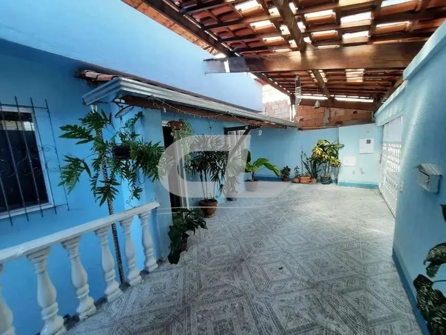 Casa, 6 quartos, 1 suite, 2 vagas