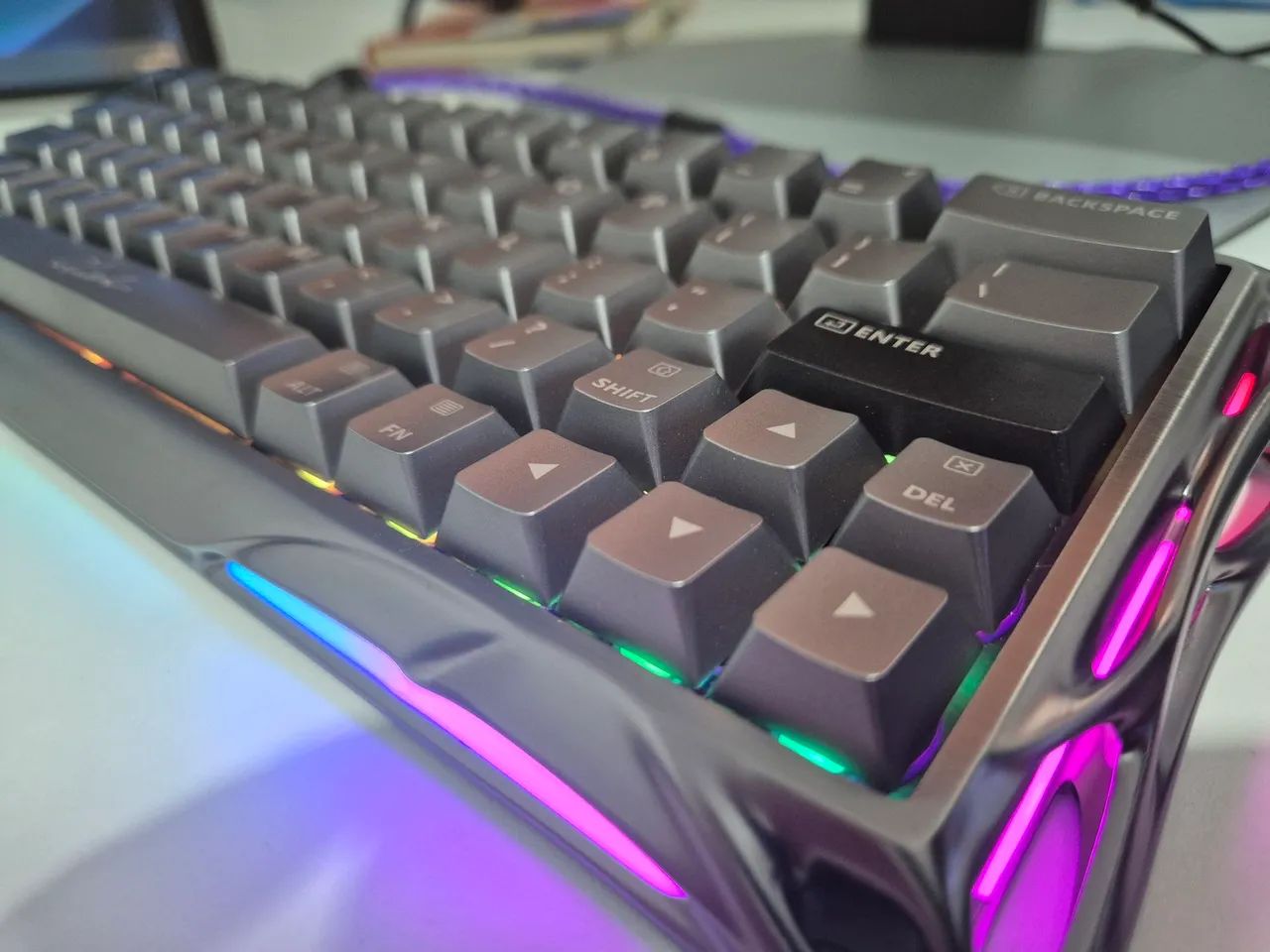 Teclado Magnético Gravastar v60 PRO Deluxe Edition - Foto 3