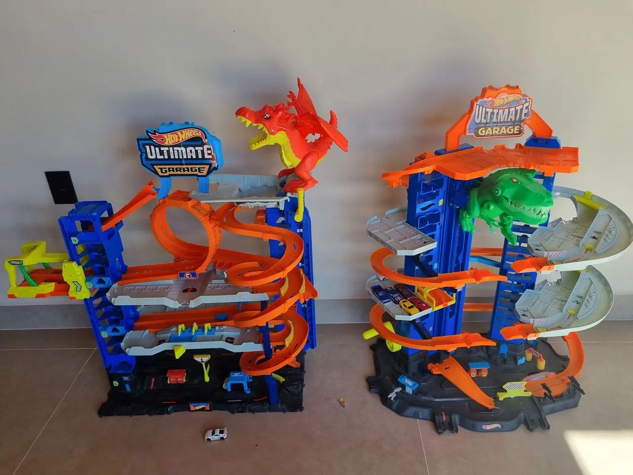 kit com 2 hot wheels pista para retirada - Foto 3