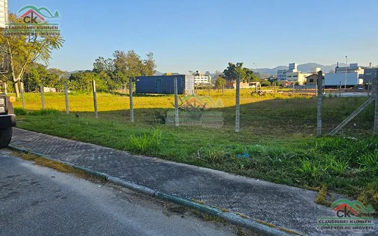 Excelente terreno no Loteamento Jardins da Imperatriz - Foto 2