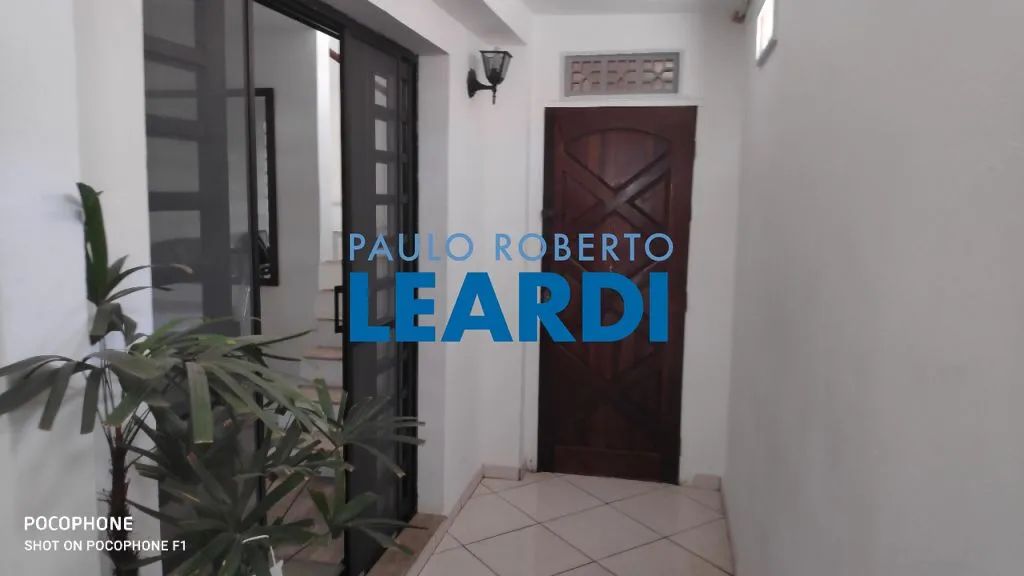 CASA ASSOBRADADA - POMPEIA - SP