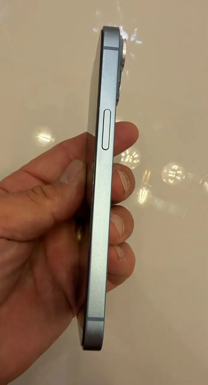 iPhone 14 Azul todo original - Foto 4