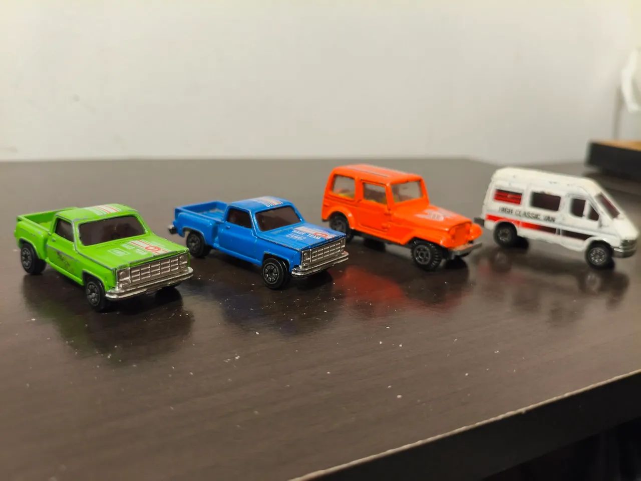 Kit com carrinhos - Foto 2