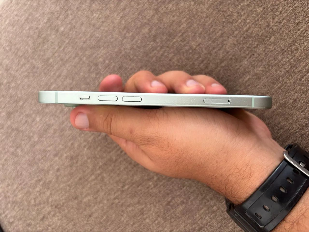 iphone 15 - 128gb - bateria boa - conservado. - Foto 3