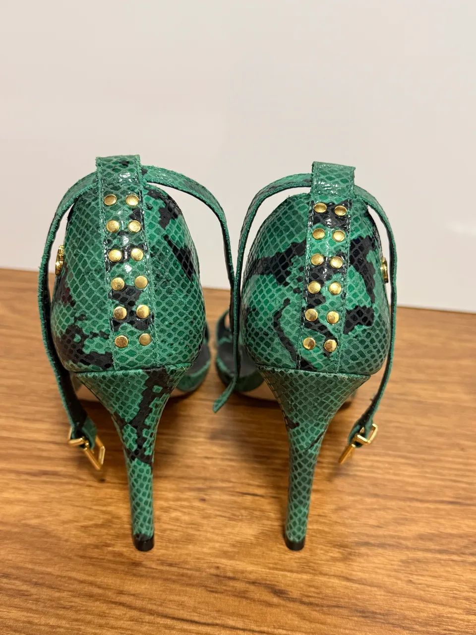 Sandália Carmen Steffens couro verde Python  - Foto 3