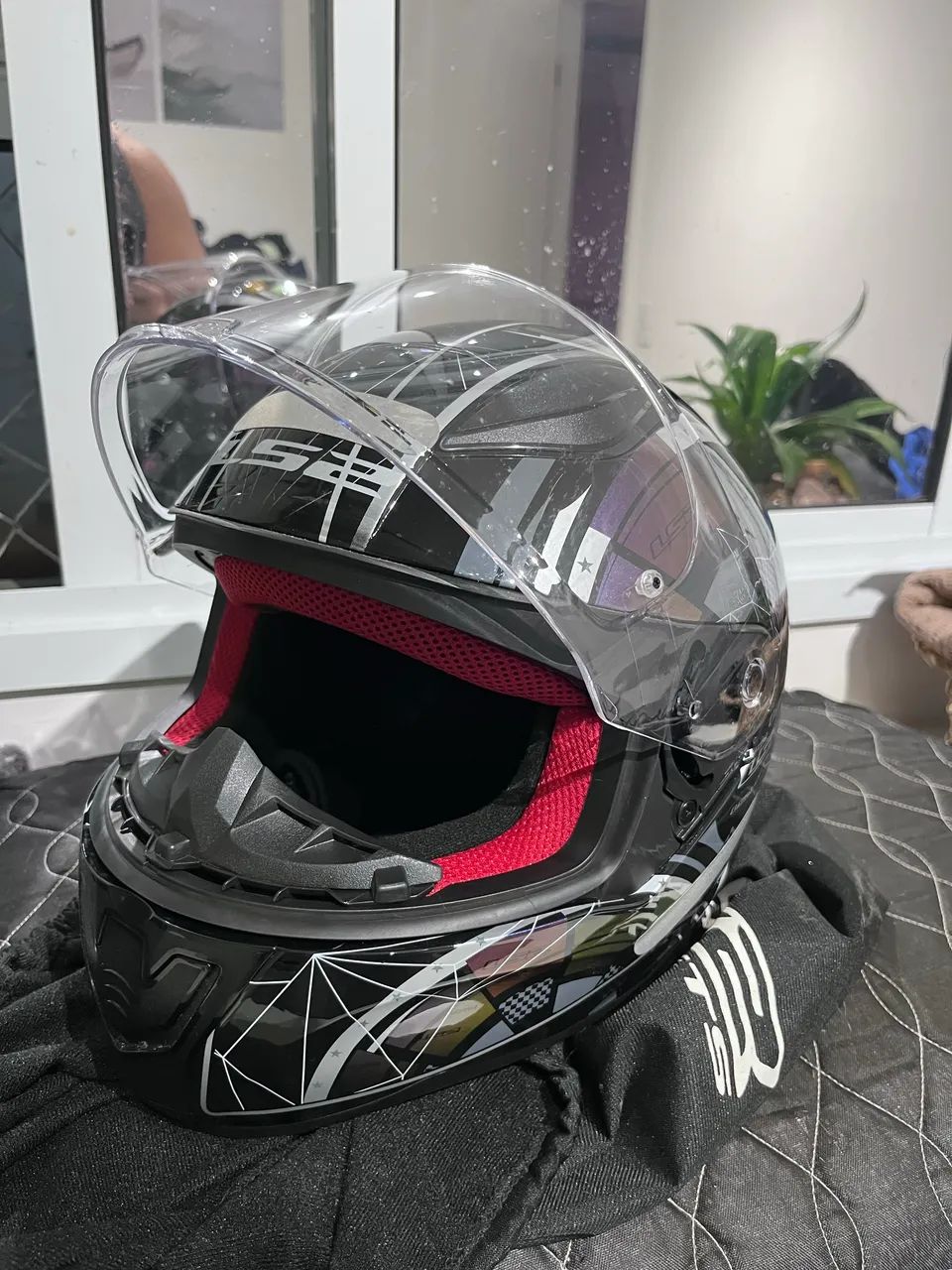 Capacete ls2