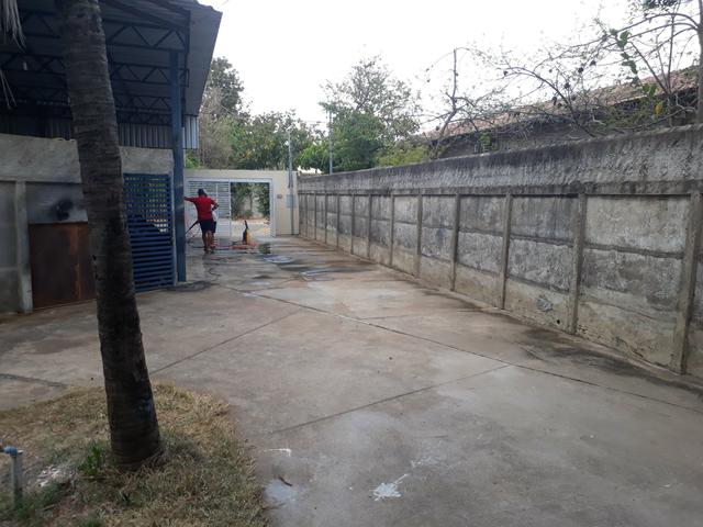 Casa residencial e ponto comercial em Britânia Go - Foto 2