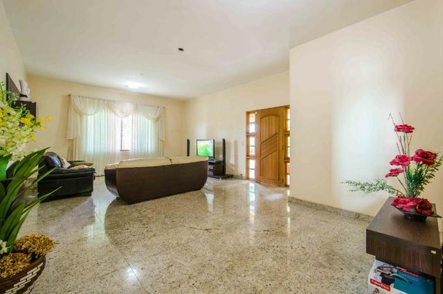 Bela casa no Park Way quadra 8 com 4 suítes + Loft com 2 quartos - SMPW 8 - Foto 2