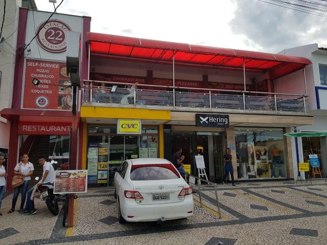RE/MAX Safira vende lojas comerciais no centro de Porto Seguro, Bahia
