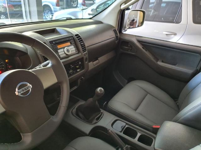 Nissan Frontier 2.5 XE 4x2 Diesel 2013 - Foto 11
