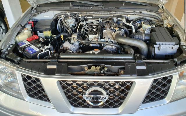 Nissan Frontier 2.5 XE 4x2 Diesel 2013 - Foto 17