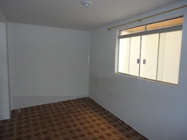 Aluga-se uma casa de alvenaria direto com o proprietário
