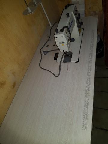 Máquina de costura Industrial completa com mesa e motor - Foto 6