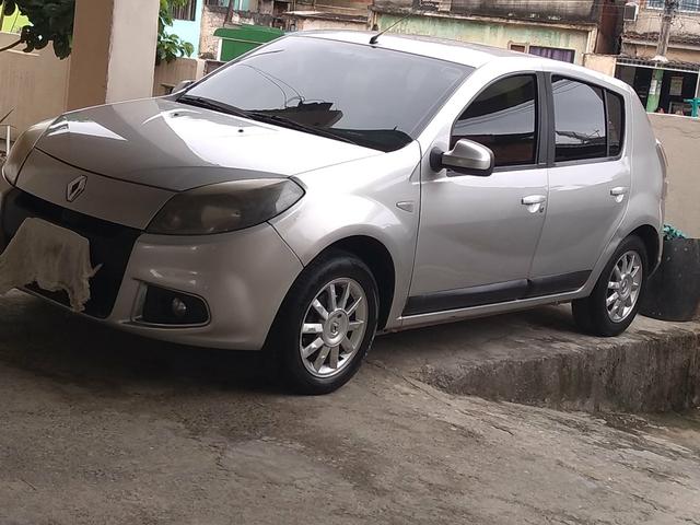 Renault Sandero Privilege 2013/14