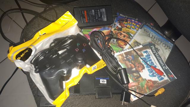 Play 2 com um controle novo com fio memory card cabo de áudio e vídeo imagem