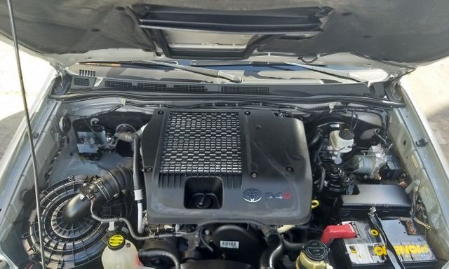 Toyota hilux cd srv 4x4 - diesel - 2014/2015 - Foto 9