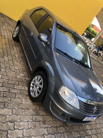 Logan 1.6 completo carro extra sem detalhes - Foto 5