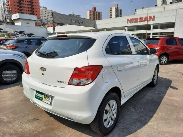 CHEVROLET ONIX 1.0 MPFI LT 8V FLEX 4P MANUAL. - Foto 5