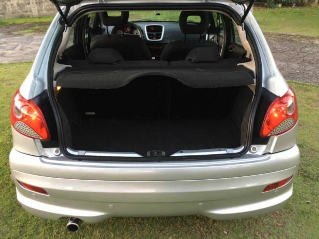Peugeot 207 5P QUICK SILVER 1.6 COMPLETO - Foto 9