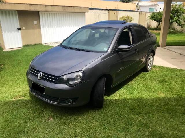 Polo Sedan - Comfortline - i-motion 1.6 T.Flex 4p
