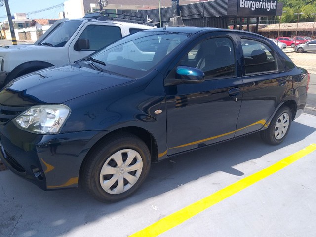 TOYOTA ETIOS 1.5 X 2016
