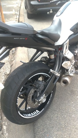 YAMAHA MT 07 SEGUNDO DONO