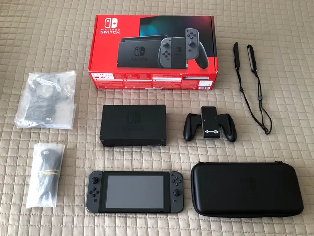 Nintendo Switch V2 Destravado (Seminovo)