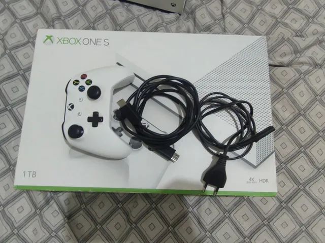 XBOX .ONE S 1TB/500GB vai 31 JOGOs e 06 MESEs GAR4NTIA e BRÍNDES