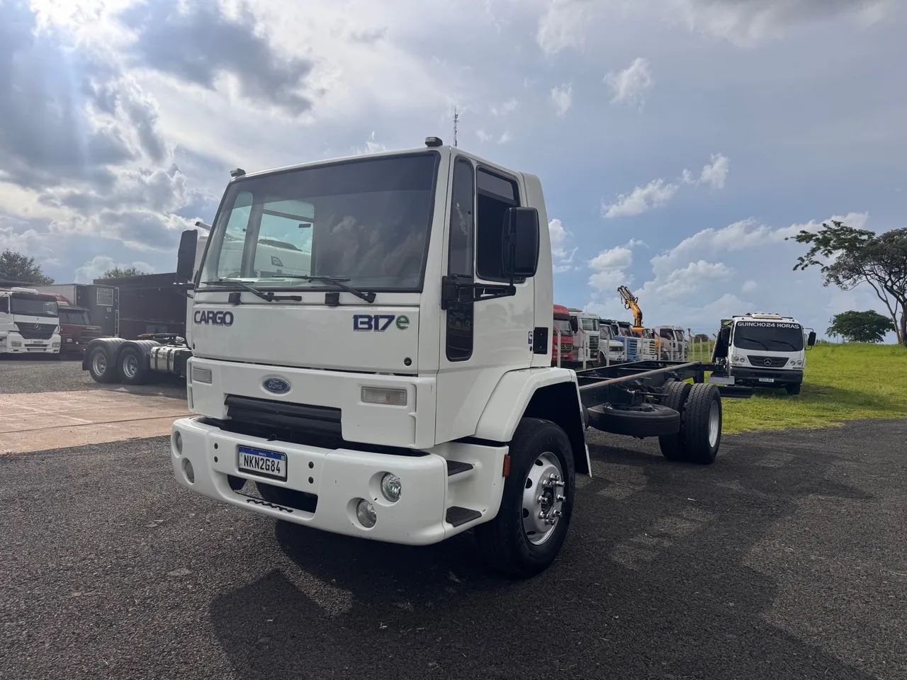 FORD CARGO 1317 ANO 2009