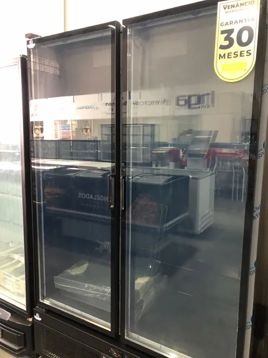 Expositor venancio 2 portas