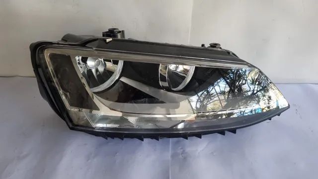 Farol LD Volkswagen Jetta 2012/2017 Original