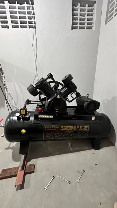 Compressor de ar Schulz Bravo CSLV 70 2S