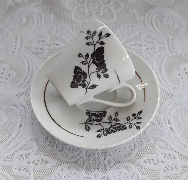 Xícara Antiga De Café Com Pires Porcelana Real S. Paulo<br>