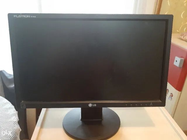 Monitor Lg 19 Polegadas Imagem HD  S/ Marcas na Tela - Entregamos C/ Garantia - Foto 2