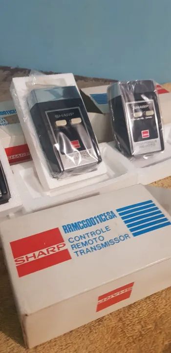 Controle Remoto Tv Sharp Ano 1974, Intacto, Para Coleção