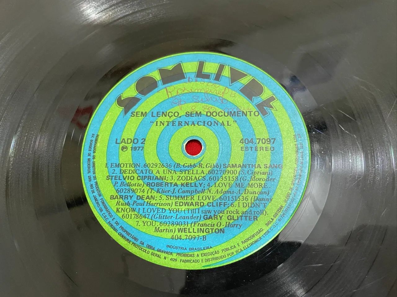 Disco de Vinil Trilha Sonora Internacional Sem Lenço Sem Documento  - Foto 5