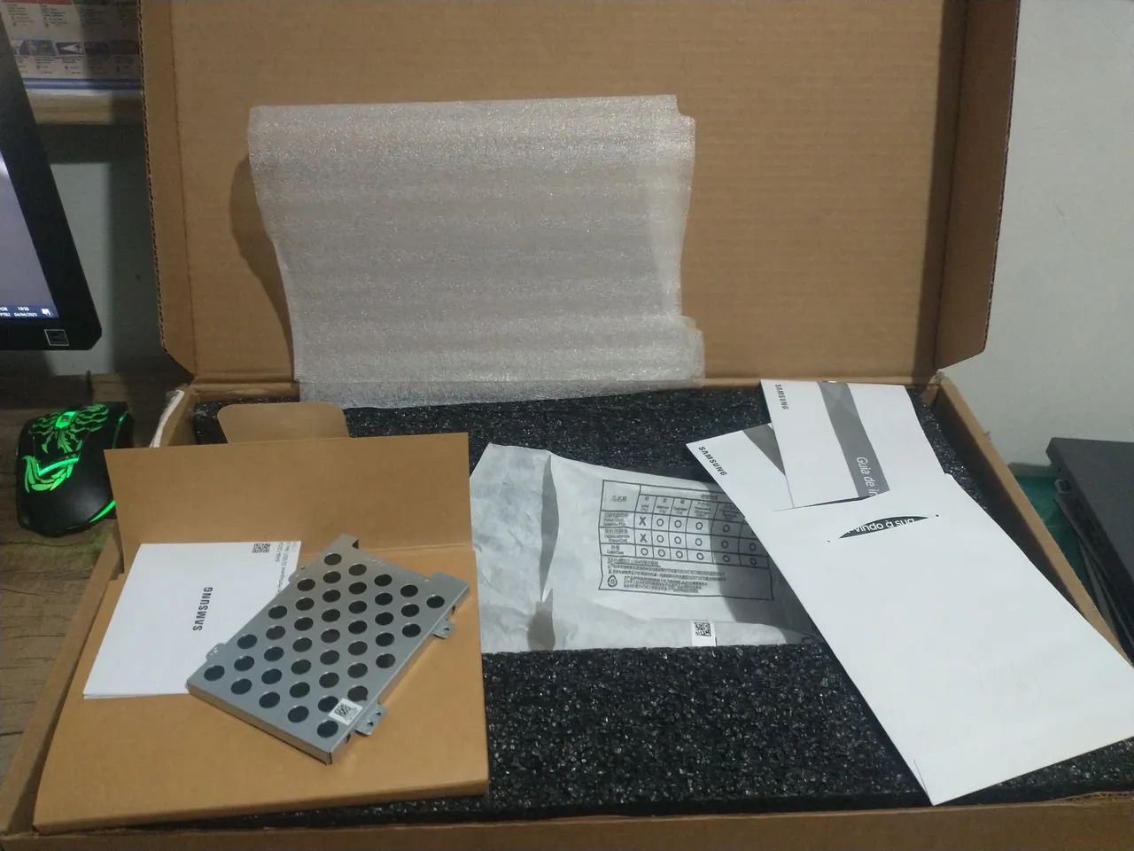 Notebook Samsung Cinza-místico - 18x sem juros R$1000 a baixo do valor de mercado. - Foto 2