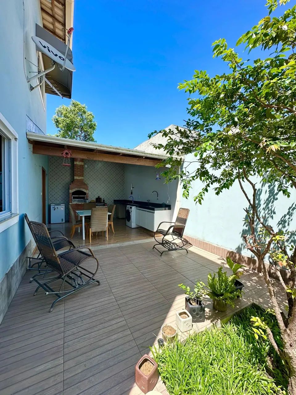 Casa completa de 3 quartos com suite em Colina de Laranjeiras