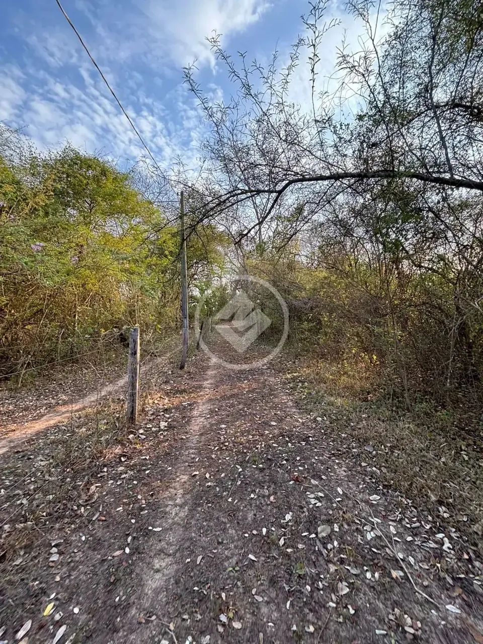 Localização A apenas 10 minutos da rotatória de Santa Rosa, em área tranquila e de fácil a - Foto 9
