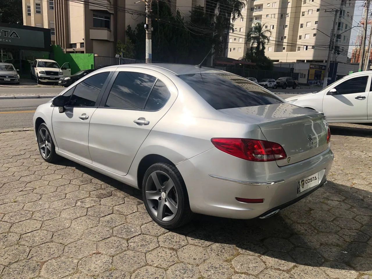 408 SEDAN ALLURE 2.0 FLEX 16V 4P AUT. PRATA 2015/2015 - Foto 5