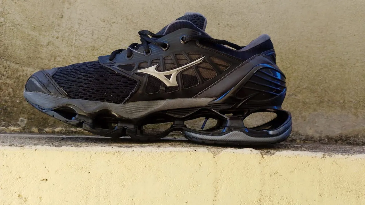 Mizuno prophecy 8 pro refletivo original