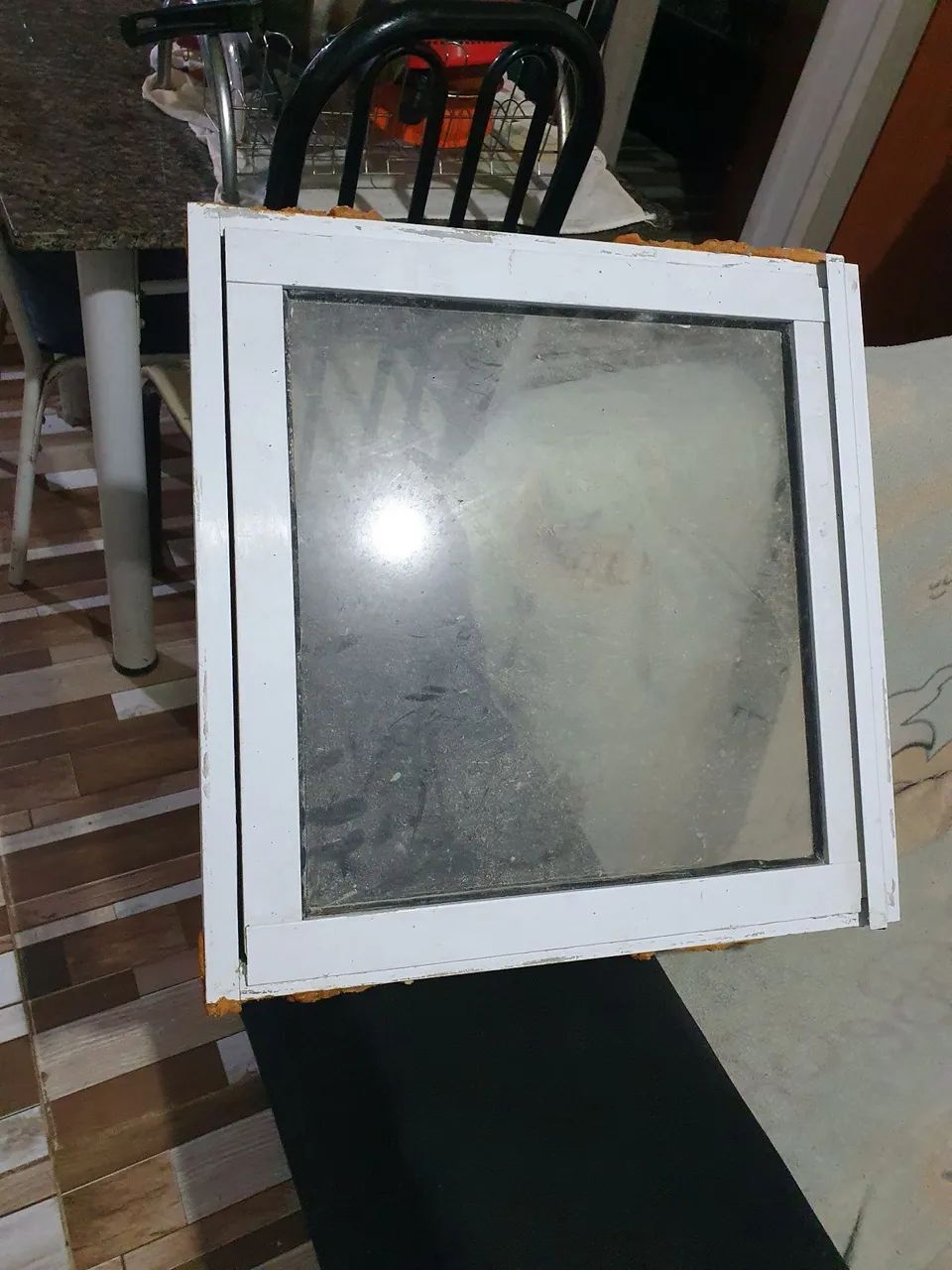 Vendo uma janela de alumínio toda boa 50×50 - Foto 5