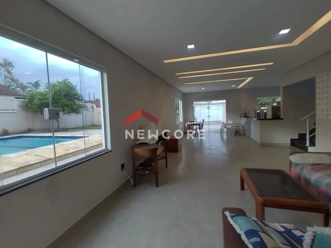Casa em Rua Zequinha de Abreu - Solemar - Praia Grande/SP