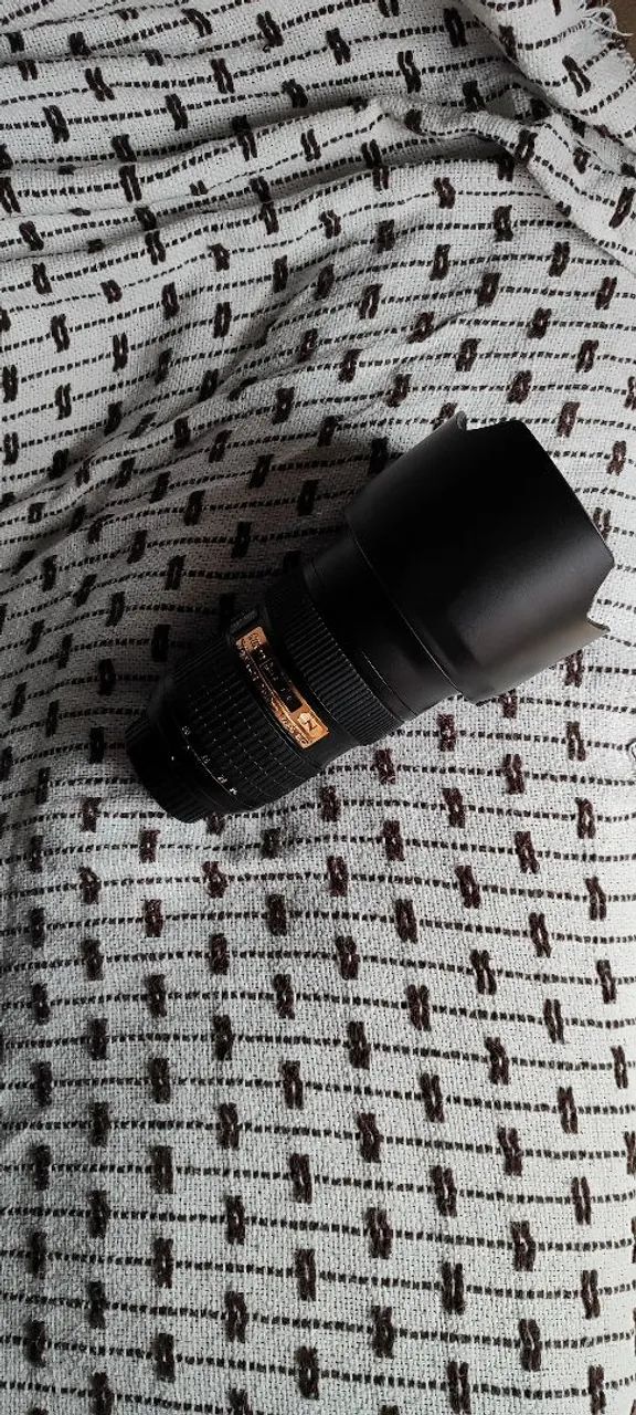 Lente Nikon AF-S Nikkor 24-70mm f/2.8G ED - Foto 2