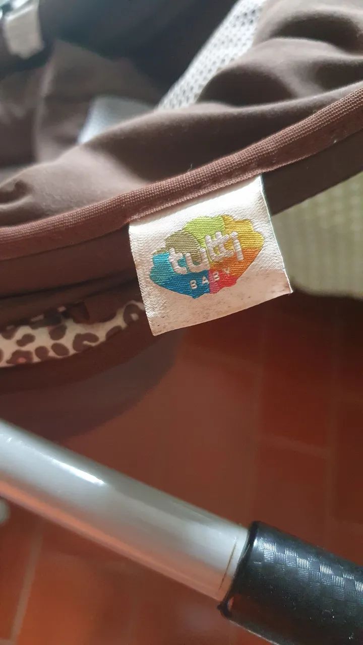 Carrinho de Bebê com Bandeja e Porta Copos - Foto 3
