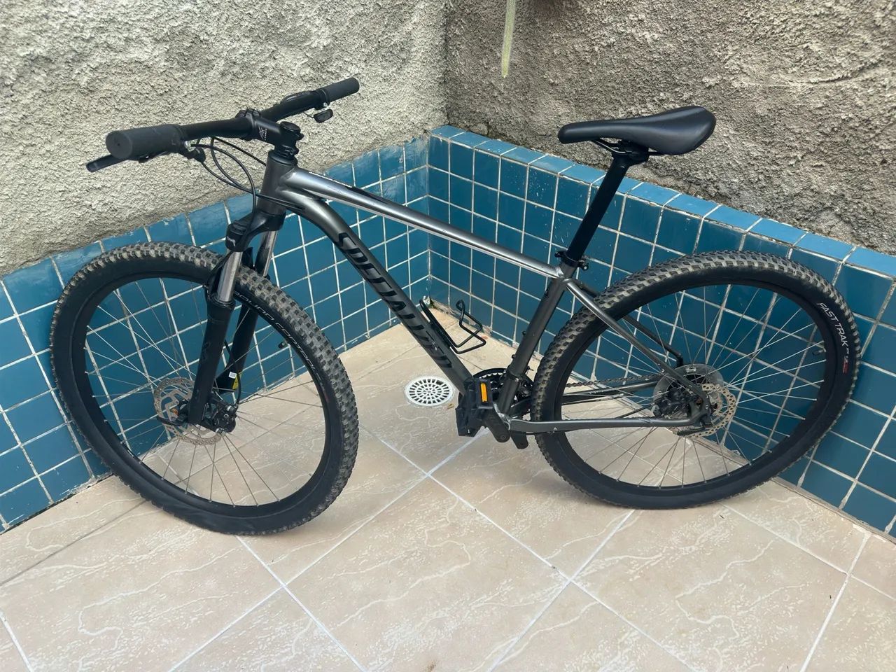 Bicicleta Specialized Rocknopper Aro 29 - Foto 2