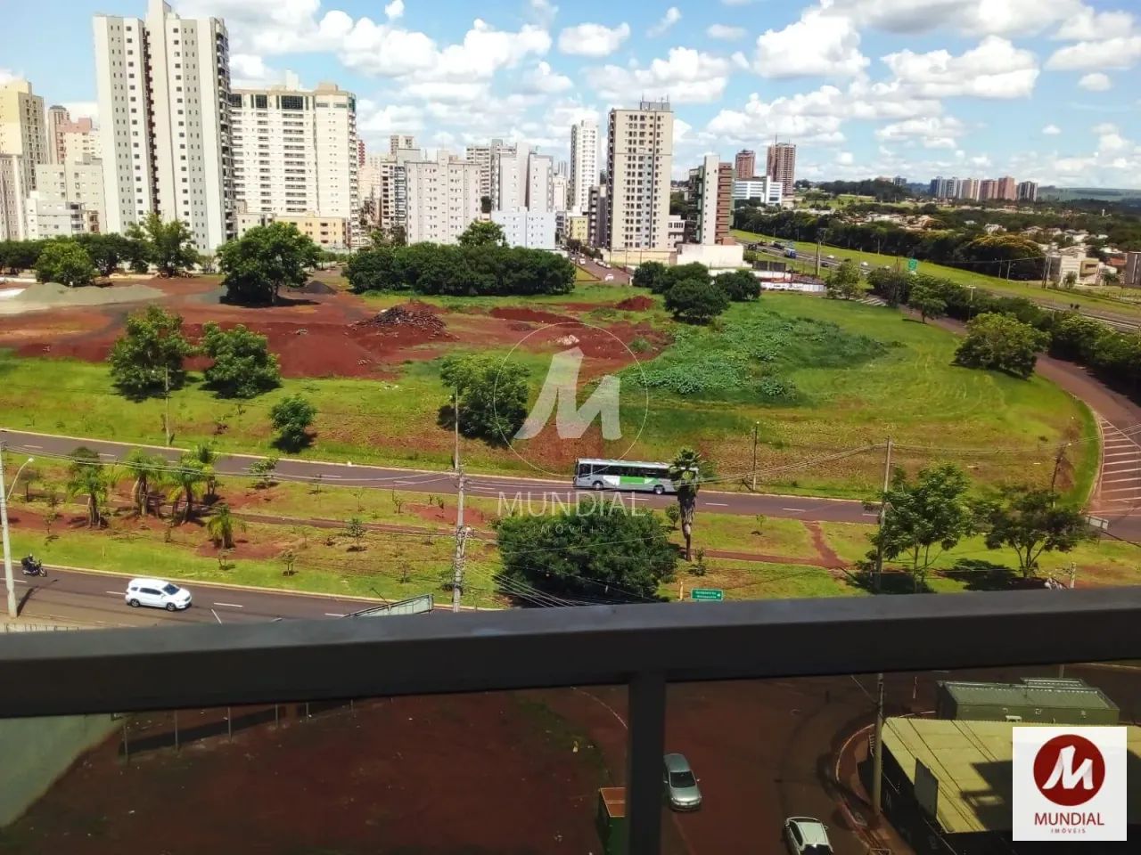 Apartamento (flat) 1 dormitórios, cozinha planejada, portaria 24 horas, elevador, em condo - Foto 5